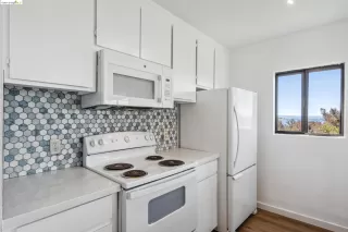 Photo #6: 41069979 Listing 