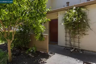 Photo #3: 41070003 Listing