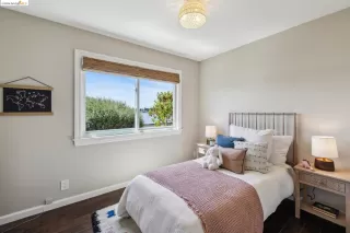 Photo #6: 41070026 Listing