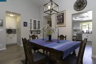 Photo #6: 41070040 Listing