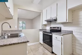 Photo #4: 41070099 Listing