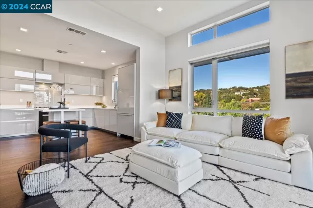 MLS: 41070130 Condo For Sale