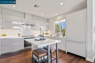 Photo #5: 41070130 Listing