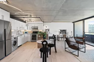 Photo #6: 41070186 Listing