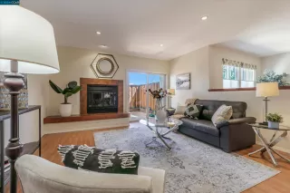 Photo #3: 41070204 Listing