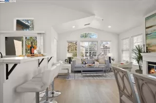 Photo #5: 41070225 Listing