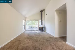 Photo #6: 41070241 Listing