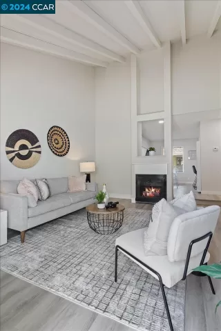 Photo #4: 41070242 Listing 