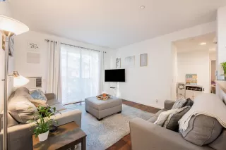 Photo #4: 41070432 Listing