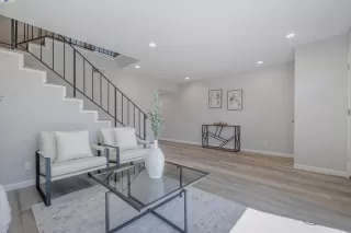 Photo #2: 41070438 Listing