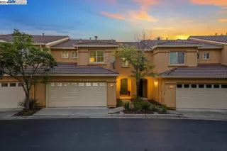 More Details about MLS # 41070534 : 7538 IMPERATA LN