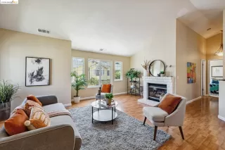 Photo #3: 41070565 Listing