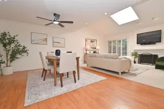 Photo #1: 41070682 Listing 