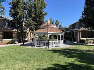 Photo #3: 41070693 Listing 