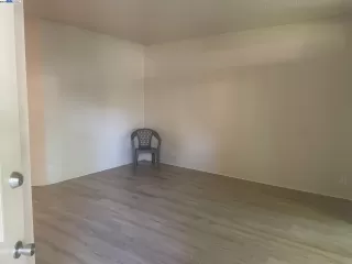 Photo #4: 41070779 Listing 