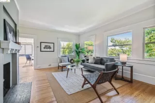 Photo #2: 41070788 Listing