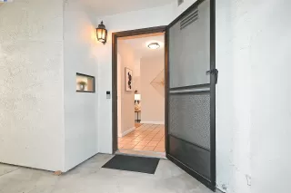 Photo #4: 41070849 Listing 