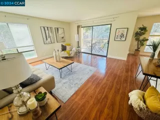 Photo #2: 41070861 Listing