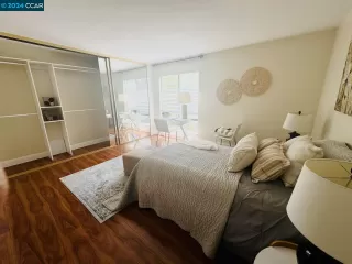 Photo #6: 41070861 Listing