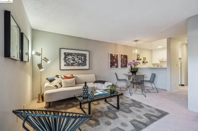 MLS: 41070896 Condo For Sale