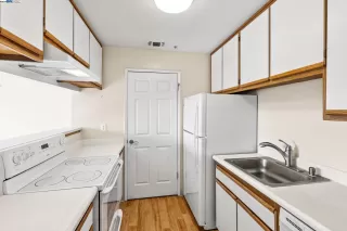 Photo #5: 41070902 Listing