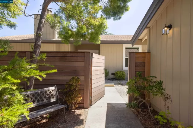 MLS: 41071037 Condo For Sale