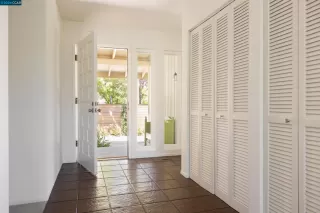 Photo #5: 41071037 Listing