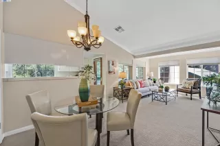 Photo #2: 41071081 Listing