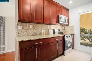 Photo #6: 41071131 Listing