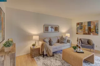 Photo #4: 41071151 Listing