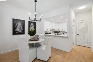 Photo #5: 41071159 Listing 