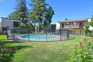 Photo #2: 41071268 Listing