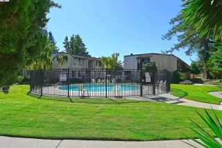 Photo #3: 41071268 Listing