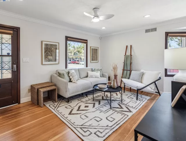 MLS: 41071274 Condo For Sale