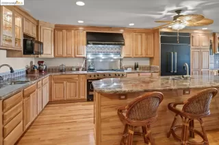 Photo #3: 41071396 Listing