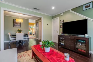 Photo #6: 41071404 Listing 