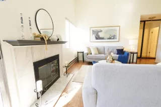 Photo #2: 41071541 Listing 