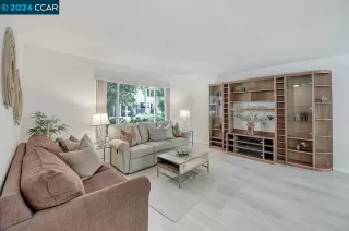 Photo #3: 41071552 Listing