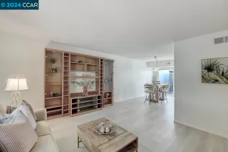 Photo #4: 41071552 Listing