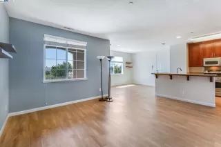 Photo #5: 41071560 Listing