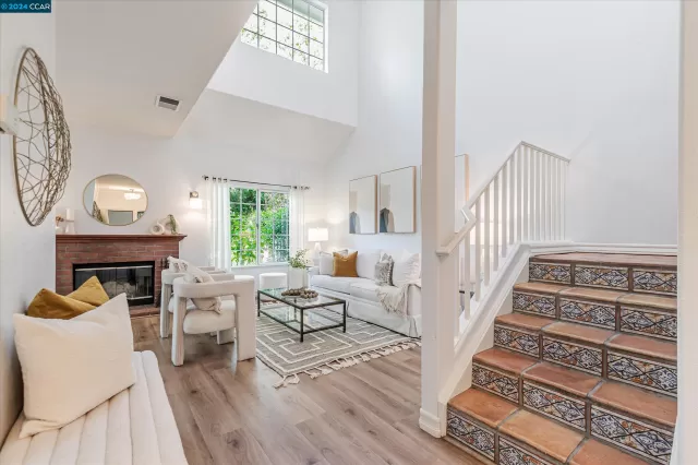 MLS: 41071718 Condo For Sale