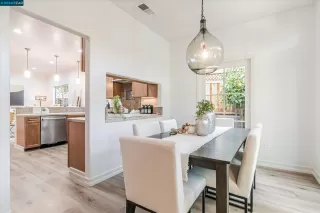 Photo #6: 41071718 Listing