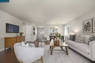 Photo #4: 41071753 Listing