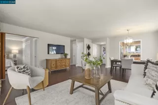 Photo #5: 41071753 Listing