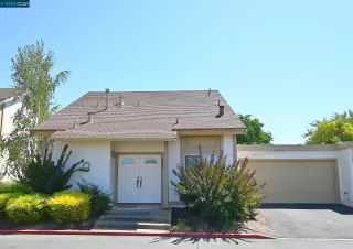 Click for more information on MLS # 41071764 : 4836 BOXER BLVD More Details about MLS # 41071764 : 4836 BOXER BLVD