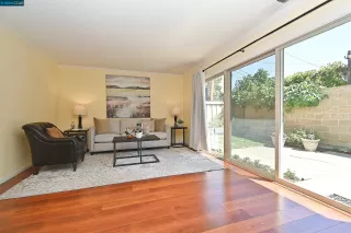 Photo #5: 41071764 Listing