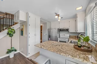 Photo #6: 41071909 Listing