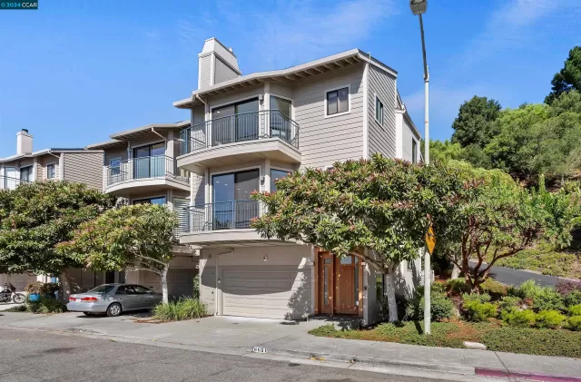 MLS: 41071988 Condo For Sale