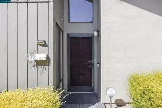 Photo #1: 41072019 Listing