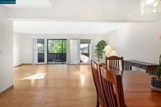 Photo #2: 41072058 Listing